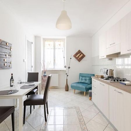 Casa Regina 3, Nel Centro Di Alba! Διαμέρισμα Εξωτερικό φωτογραφία