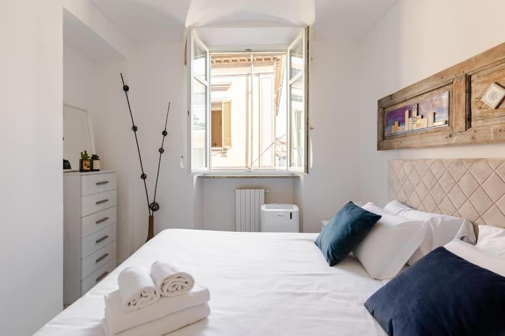 Casa Regina 3, Nel Centro Di Alba! Διαμέρισμα Εξωτερικό φωτογραφία