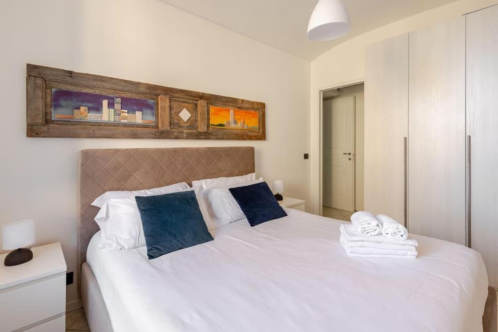 Casa Regina 3, Nel Centro Di Alba! Διαμέρισμα Εξωτερικό φωτογραφία